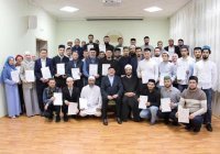 Студенты Центра подготовки хафизов Корана КИУ получили иджазы