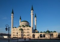 Одна из крупнейших на Северном Кавказе мечетей открылась в Черкесске