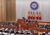 В парламенте Киргизии министру не разрешили сделать доклад на русском языке