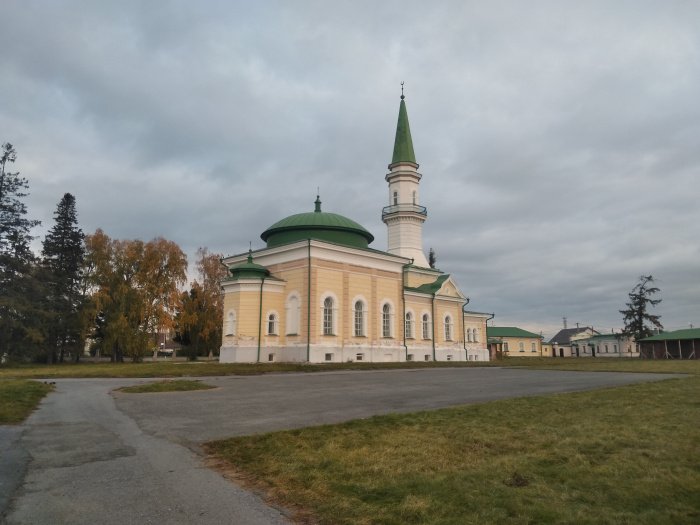 Мечеть в Ембаево, построенная на средства Нигматуллы хаджи Кармышакова. Источник фото wikipedia.org