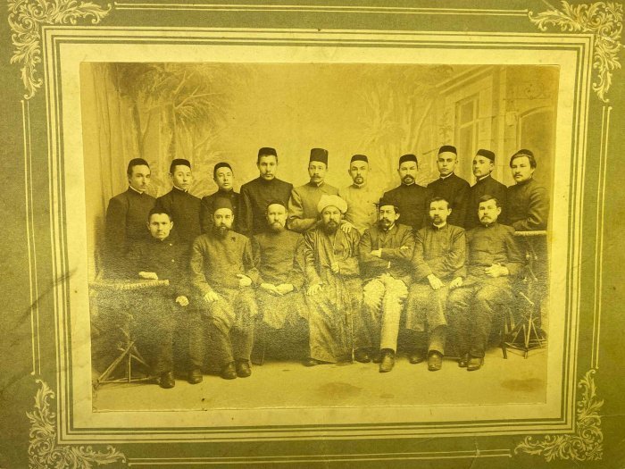 Учителя и ученики медресе «Мухаммадия». 1906 год.