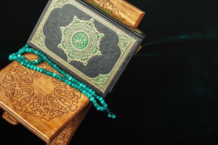Аят Корана о тех, кто нарушает клятвы и обещания