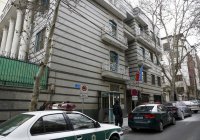 Азербайджан обвинил Иран в невыполнении обязательств по охране посольства