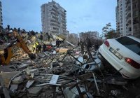 До 912 возросло число жертв землетрясения в Турции