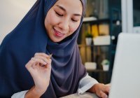 Имам-онлайн: нужно ли менять имя после принятия ислама?