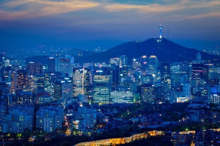На фото город Сеул. Источник: elements.envato.com