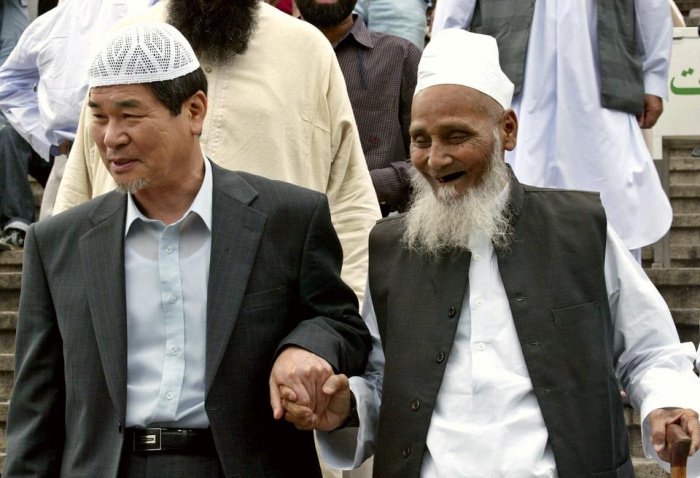 Мусульмане Кореи. Источник фото trtworld.com
