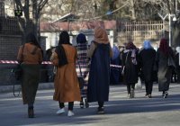 «Талибан» ограничил использование косметики женщинами