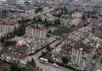 В Турции продолжает расти число жертв землетрясений