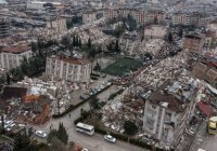 Число жертв землетрясений в Турции достигло 50,5 тыс.
