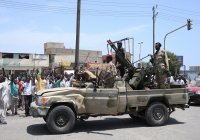 В Судане более 80 человек погибли при вооруженных столкновениях