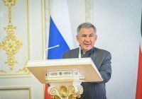 Минниханов поздравил татарстанцев с праздником Ураза-байрам