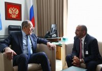Главы МИД России и ОАЭ подтвердили настрой на активизацию двусторонних отношений