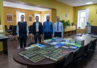 БИА передала исламскую литературу Казанской православной семинарии