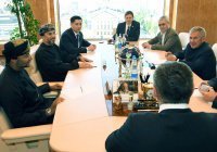 Минниханов встретился с делегацией Султаната Оман