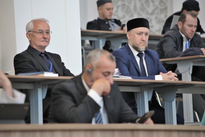 В БИА обсуждают вопросы сохранения духовного наследия мусульман России