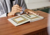 Узнаем у имама: можно ли брать плату за обучение Священному Корану? (ВИДЕО)