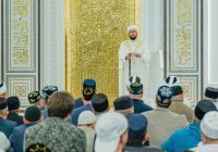 Муфтий РТ провел Ураза-байрам в новой казанской мечети «Ал Тан им. Габдрахима Утыз-Имяни»