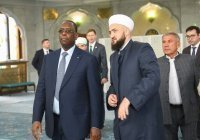 Муфтий встретил делегацию Сенегала в мечети «Кул Шариф»