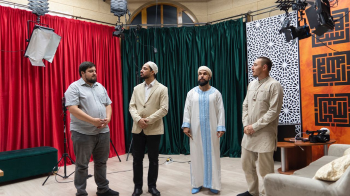 ИД «Хузур» посетили известные исламские ученые из Египта и Марокко