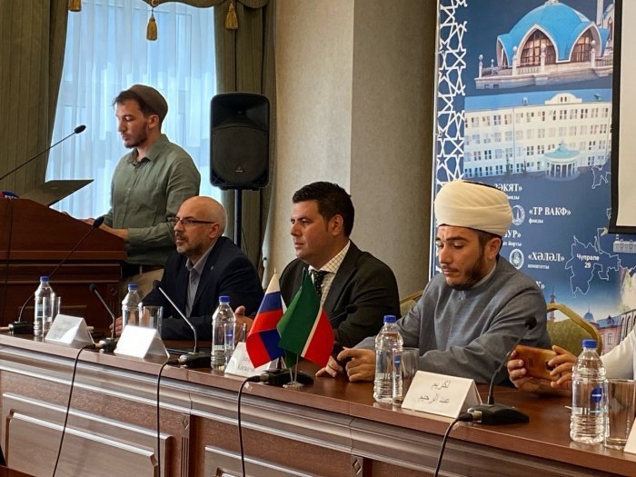«Наполните свои сердца верой, знаниями и любовью»: в РТ стартовал Всероссийский форум мусульманской молодежи