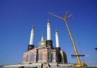 В Уфе установили новый купол минарета на мечеть «Ар-Рахим»