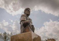 Памятник Авиценне открыли в Астане