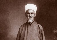 17 января родился татарский богослов Ризаэтдин Фахретдинов