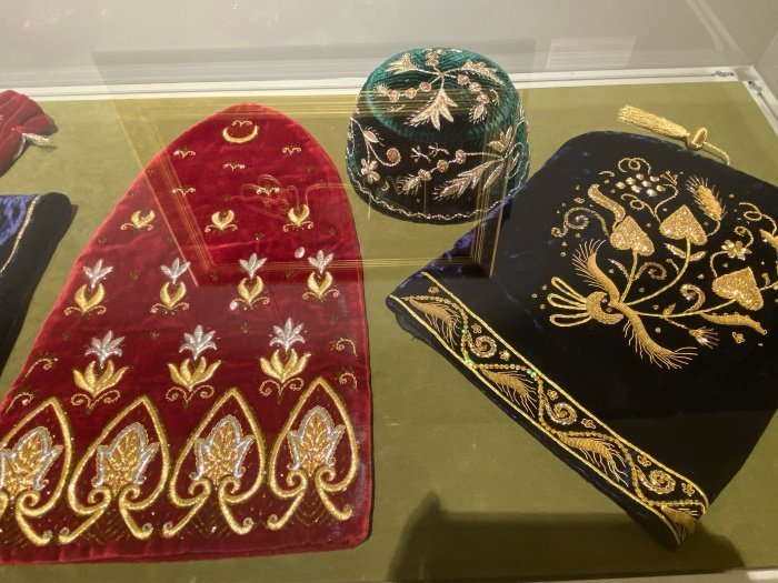 Дом цветов: возрождая многовековые традиции татарского золотного шитья 