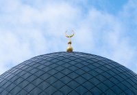 На Соборной мечети в Челнах монтируют витражи