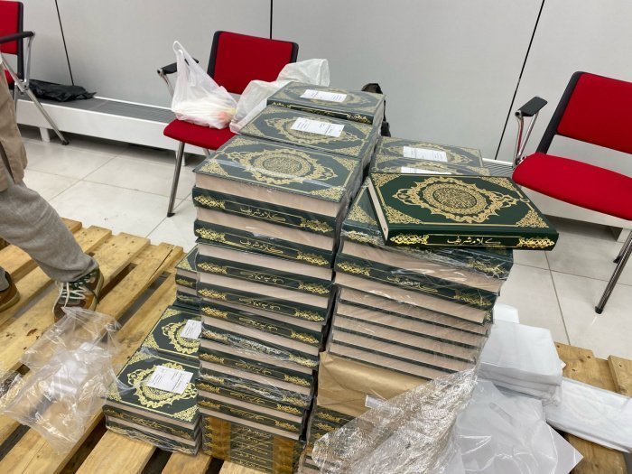 Участники 12-го Республиканского ифтара получили в подарок мусхаф Корана «Казан басмасы» (ФОТО)