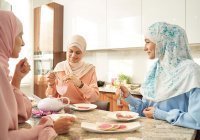 «Мне было страшно голодать от рассвета и до заката»: три истории о первом Рамадане