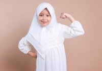 «Он дарит, кому пожелает, дочерей»: как ислам поменял отношение к девочкам