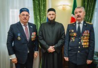 В ДУМ РТ обсудили организацию мусульманской молельной комнаты под Луганском