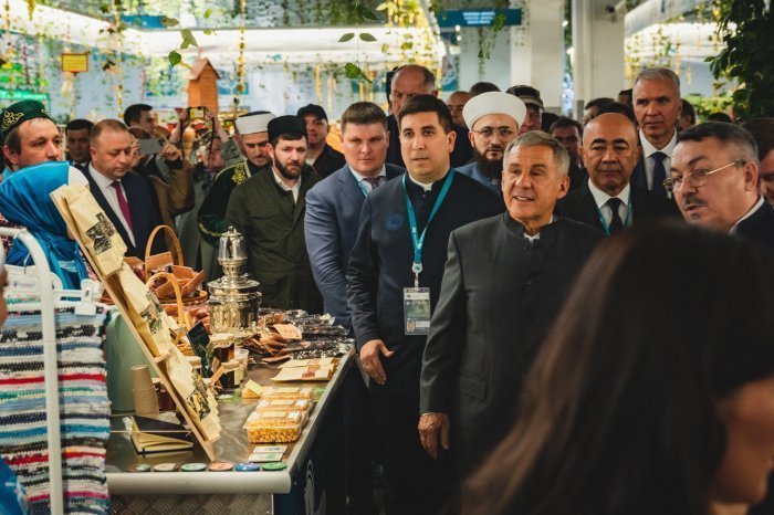 Минниханов открыл Kazan Halal Market (ФОТО)