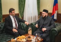 Муфтий провел встречу с представителем Управления по делам религии Турции