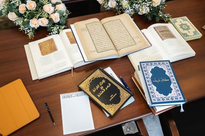 «Мы читаем множество книг, чтобы понять одну единственную – Коран»
