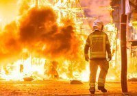 Не менее 49 человек погибли на пожаре в Кувейте