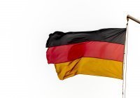 В Германии членов политической партии лишили права на владение оружием за экстремизм 
