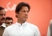 Власти Пакистана рассматривают запрет партии Имрана Хана