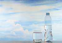 В ОАЭ научились добывать питьевую воду из воздуха