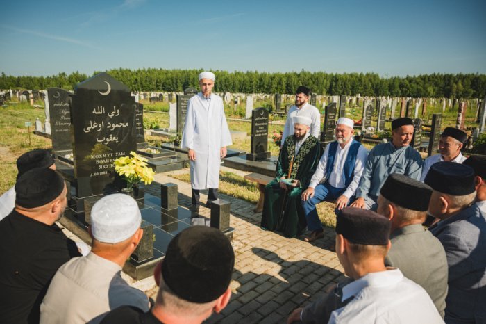 Он жил и трудился во благо религии: в Казани почтили память Валиуллы хазрата Якупова 