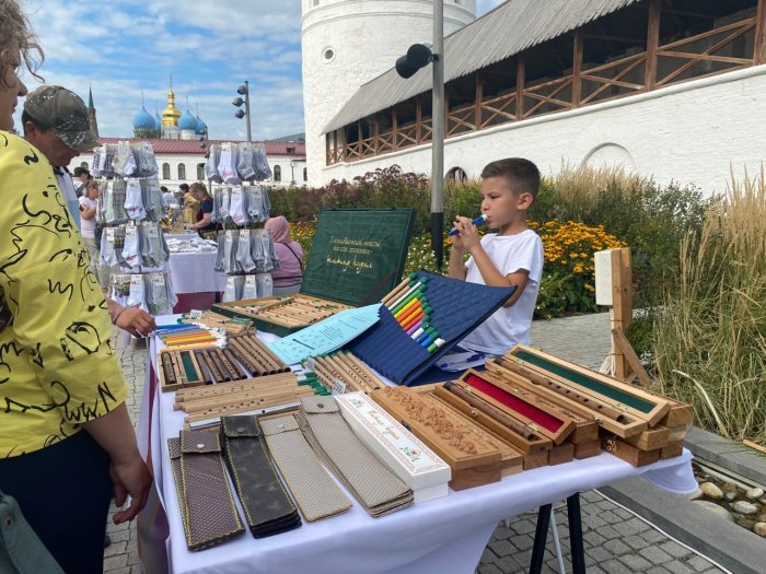 Любовь к Родине – половина веры: как прошел День города и Республики (Фоторепортаж)