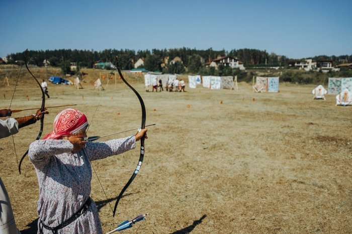 «Туган Батыр»: как более 100 лучников из России и Зарубежья соревновались в древнейшем виде спорта (Фото)