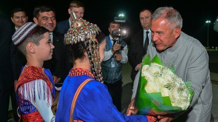 Рустам Минниханов в Туркменистане. Фото: Рустам Минниханов в Туркменистане. Фото: