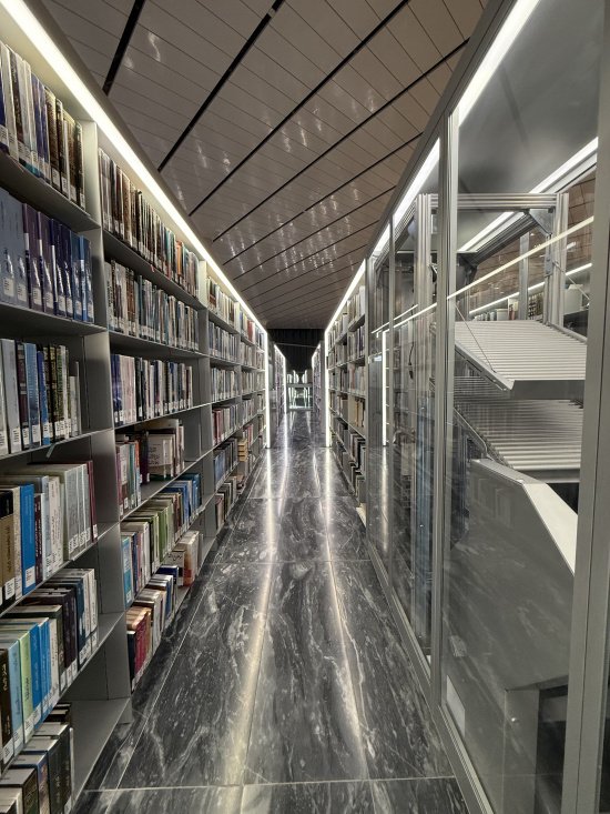 Национальная библиотека Катара: мост между наследием и будущим (Фоторепортаж)