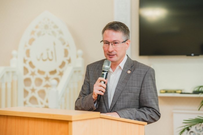 Муфтий РТ: «Самая большая милость для людей – это рождение Пророка Мухаммада ﷺ» Муфтий РТ: «Самая большая милость для людей – это рождение Пророка Мухаммада ﷺ»