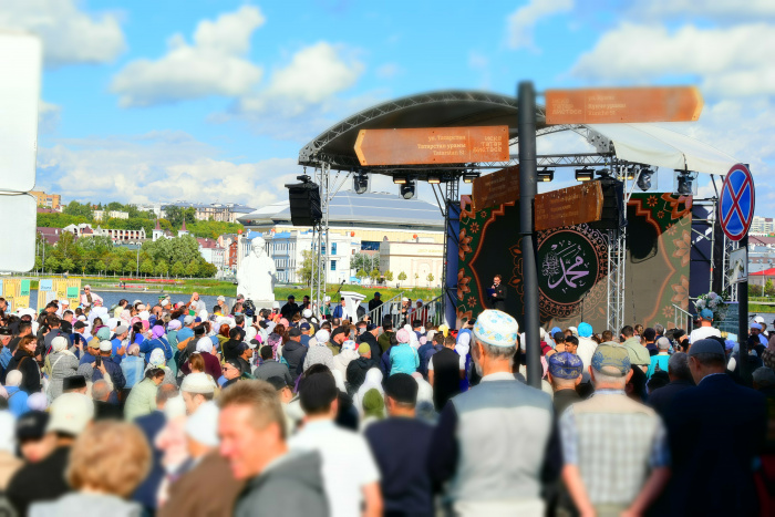 «Пусть возрадуются за милость Аллаха»: Мавлид в Казани в честь 1500-летия Пророка Мухаммада ﷺ (Фото)