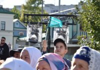 «Пусть возрадуются за милость Аллаха»: Мавлид в Казани в честь 1500-летия Пророка Мухаммада ﷺ (Фото)