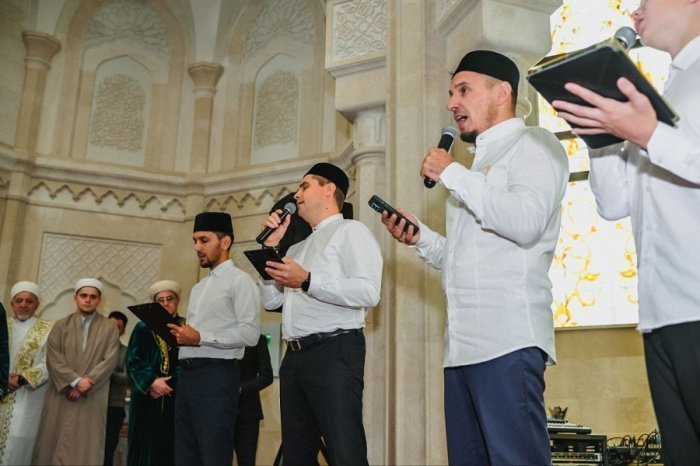 Мавлид ан-Наби в Болгаре: добрая традиция в честь дня рождения Пророка Мухаммада ﷺ (Фото) Мавлид ан-Наби в Болгаре: добрая традиция в честь дня рождения Пророка Мухаммада ﷺ (Фото)